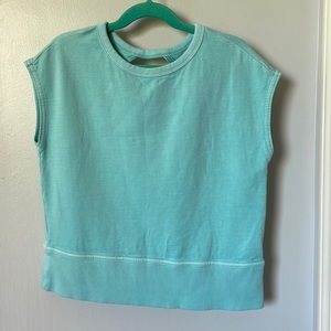 Sleeveless sweatshirt